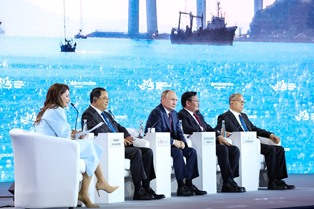  Prime Minister of the Lao PDR Participates in the 10th Eastern Economic Forum